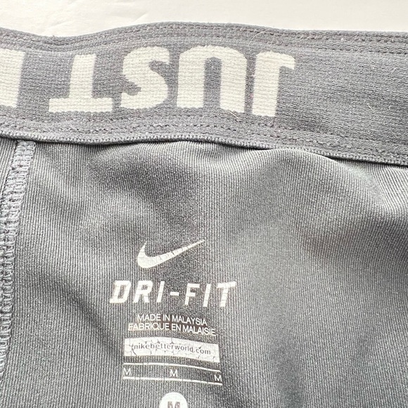 Nike Dri Fit Black Shorts Girls Medium - Picture 4 of 5